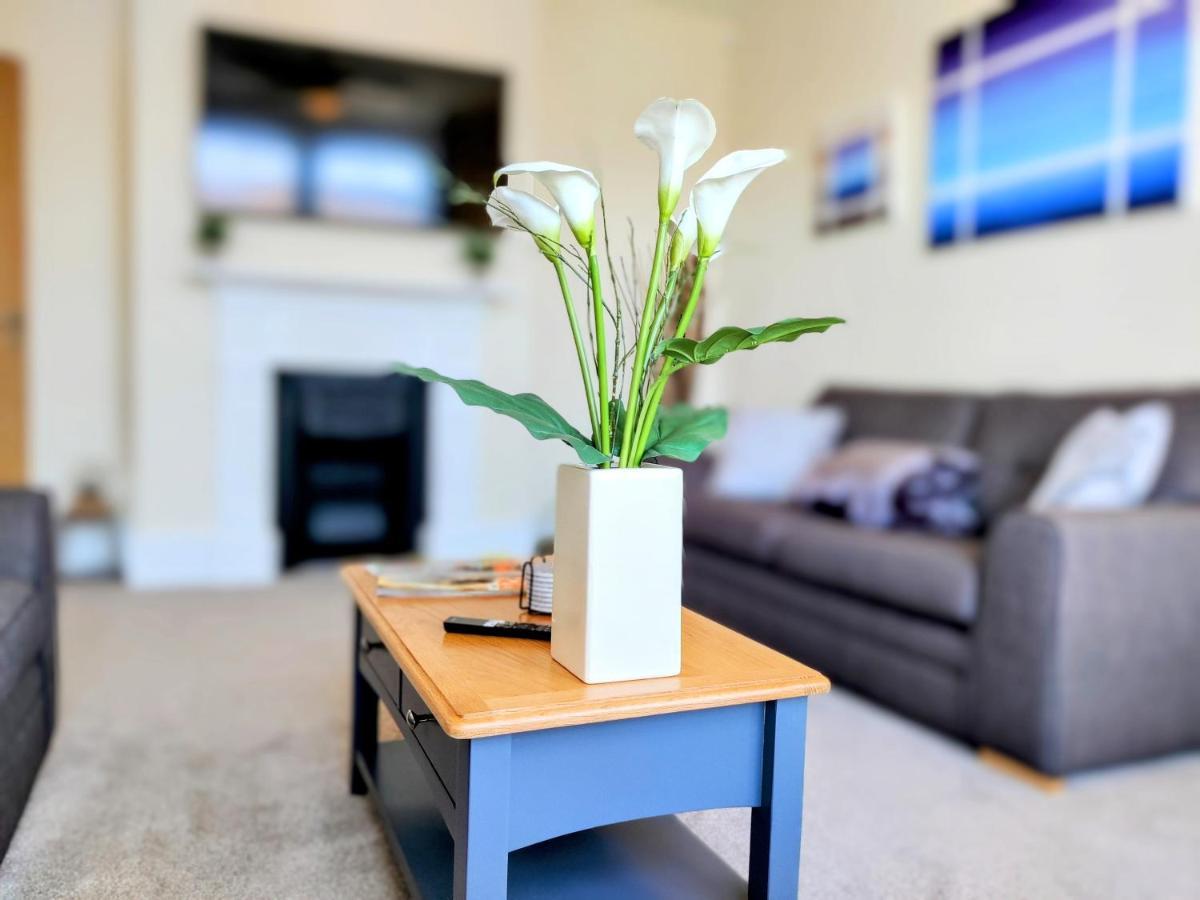 Escape To The Coast In A Luxurious Private Apartment Herne Bay Extérieur photo